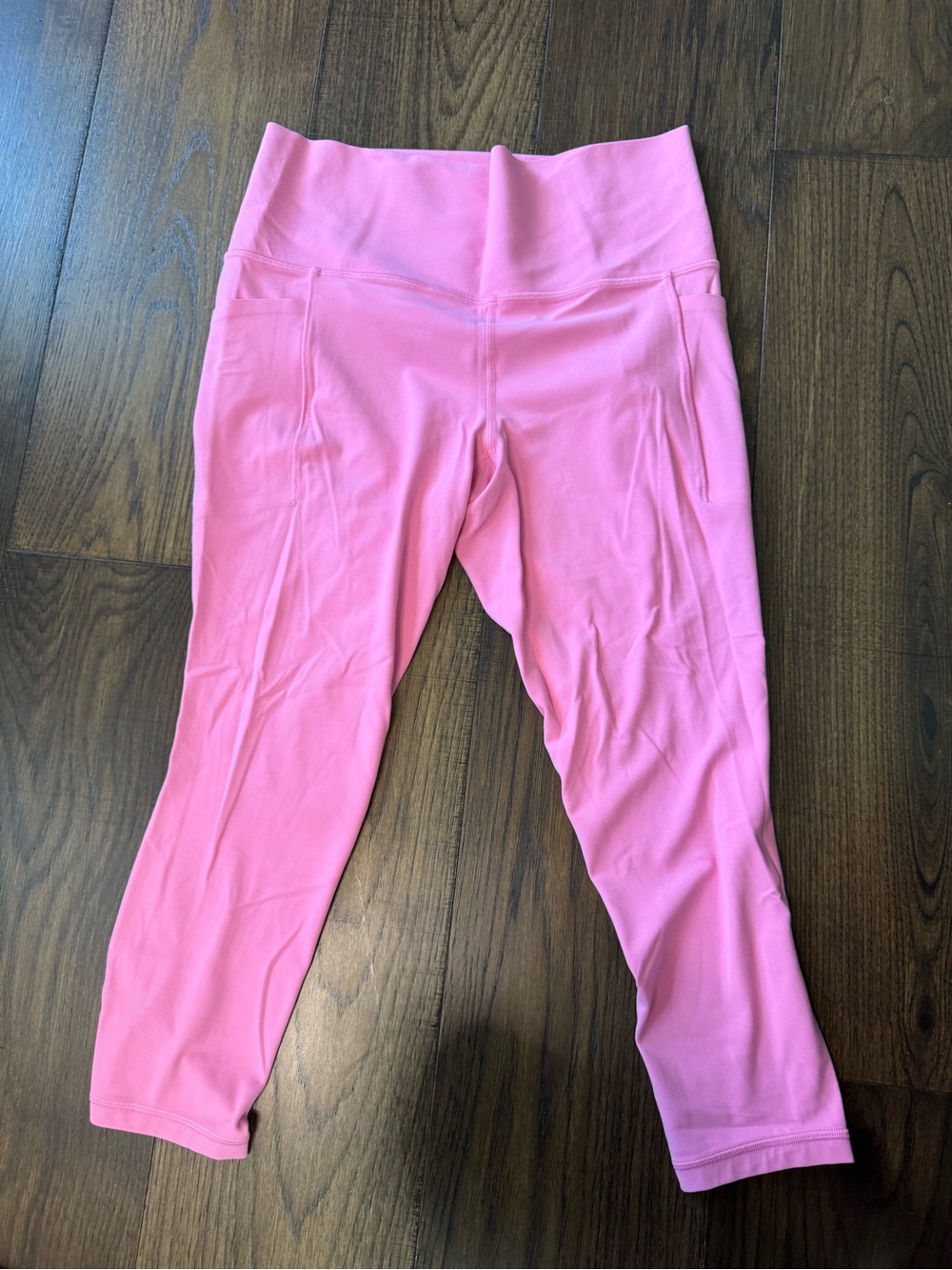 Athleta Bubblegum Pink Salutation Stash 7/8 Tights